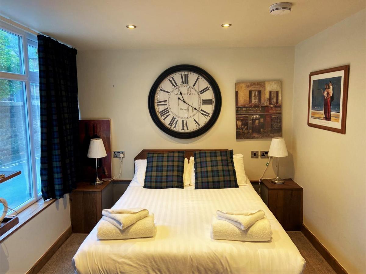 The At Cheltenham Parade Hotel 4*